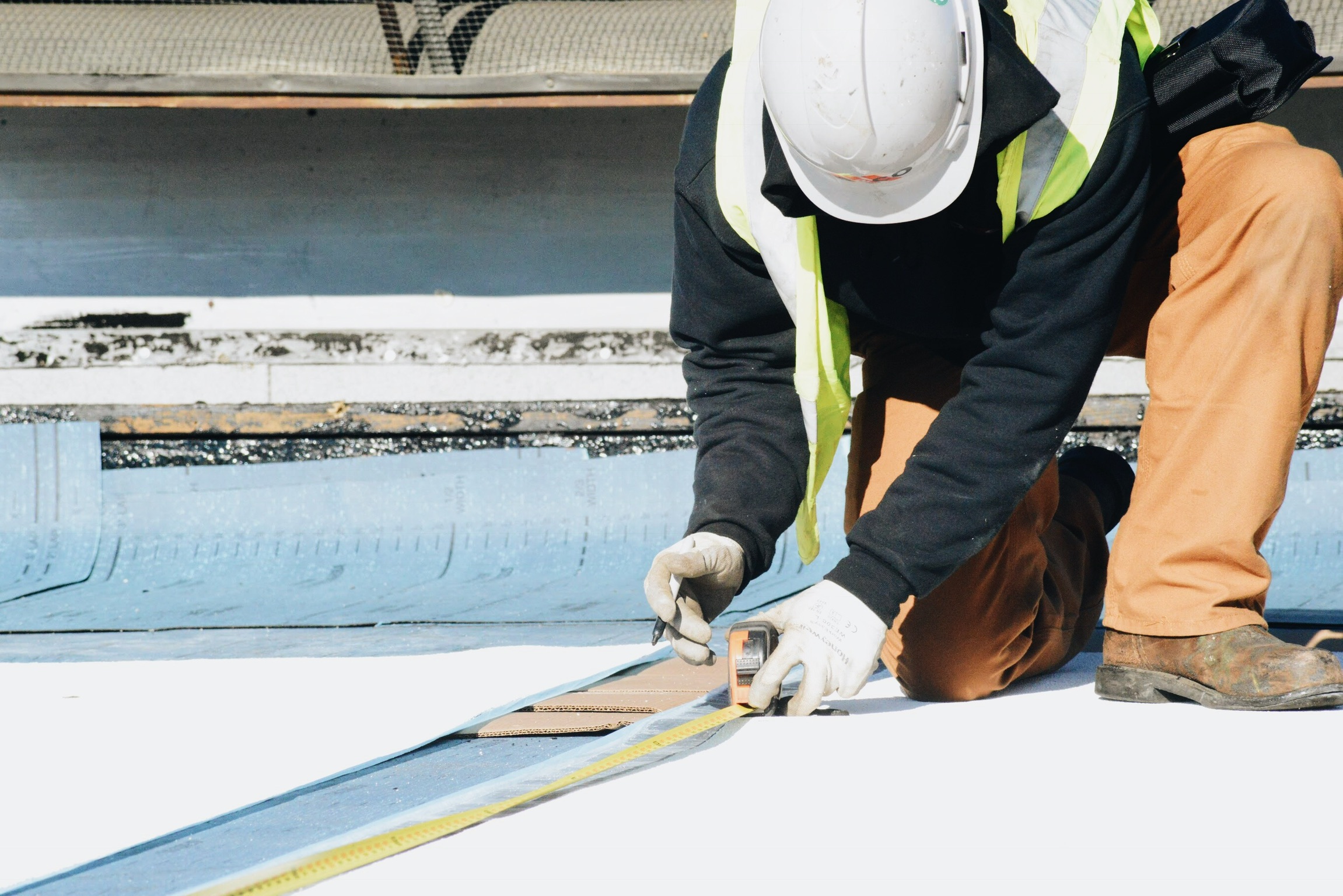 8 Questions You Should Ask Yourself Before You Hire a Commercial Roofing  Contractor